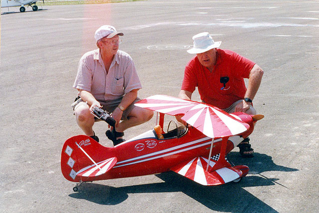 Stan Peterson and Ted Dean with beautiful Pitts.